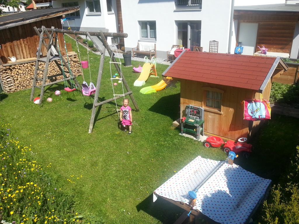 Ferienhaus Gundi Pettneu am Arlberg Exterior photo