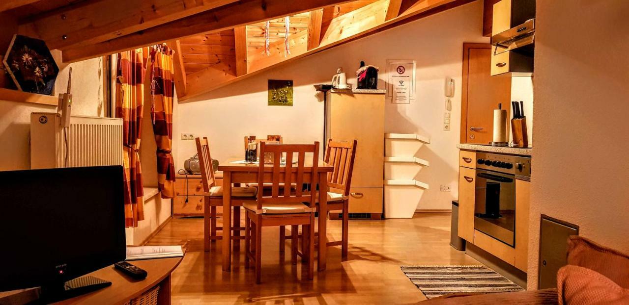 Ferienhaus Gundi Pettneu am Arlberg Exterior photo