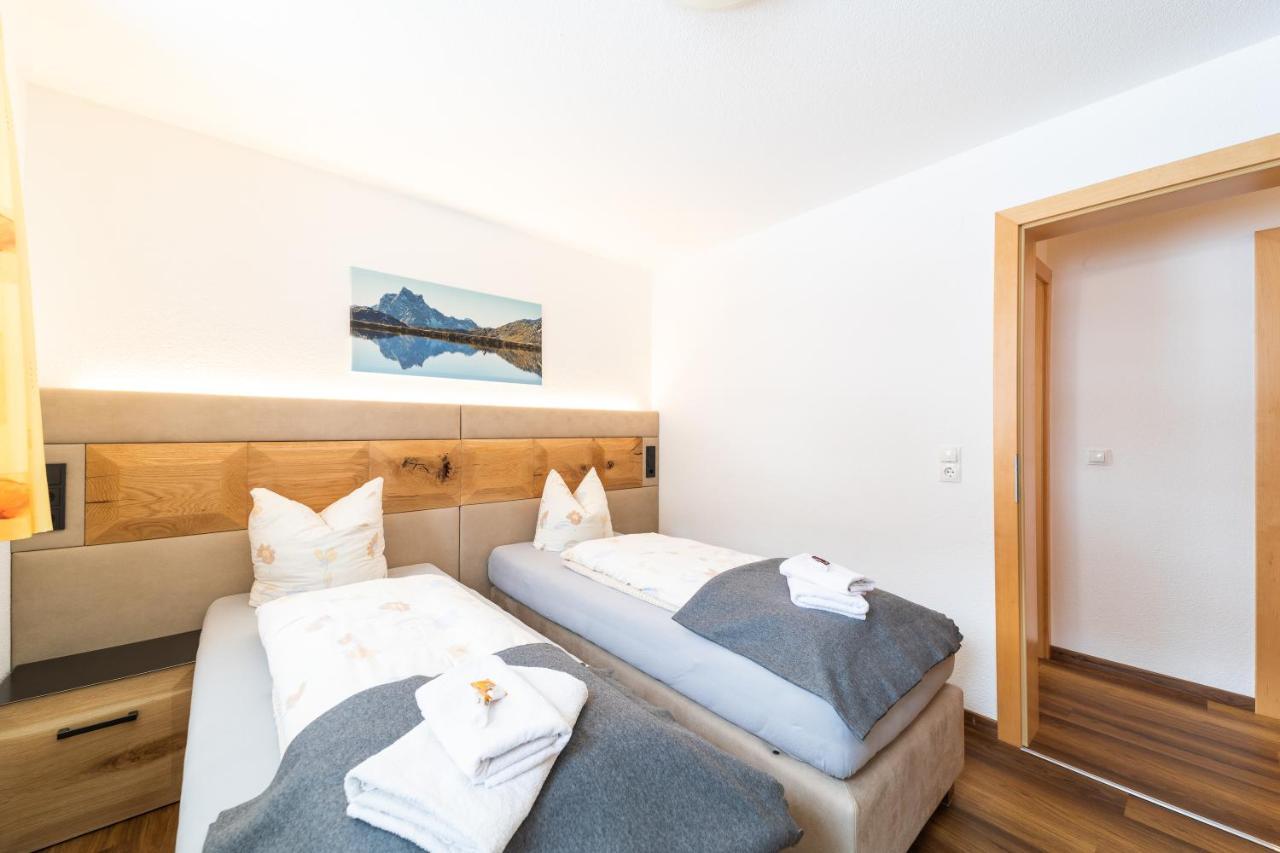 Ferienhaus Gundi Pettneu am Arlberg Exterior photo